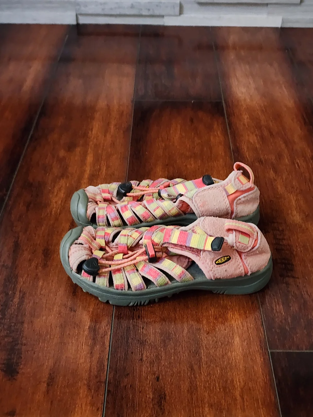 KEEN Newport H2 Kids Waterproof Sandals Pink Stripe Closed Toe Hiking Water Shoe